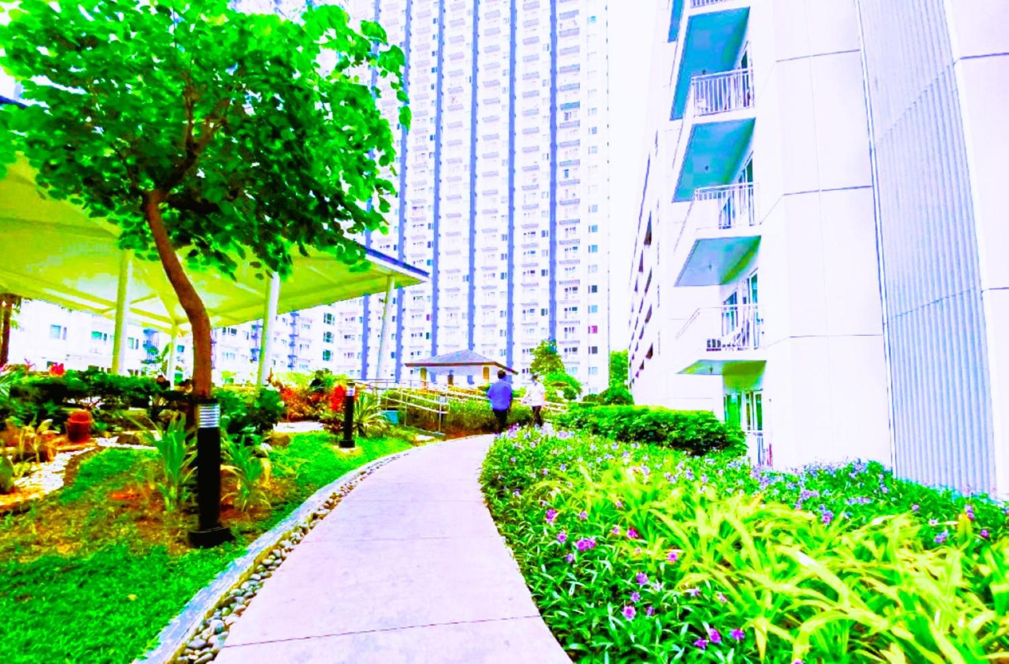 Grass Residences Tower 5 Sm North Qc Manila Exterior photo